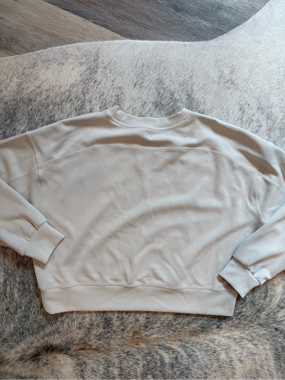 lululemon athletica softstreme oversized cropped crewneck